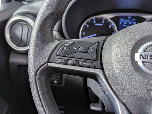 Used 2020 Nissan Versa S FWD image 28