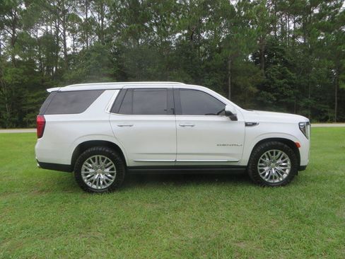 Used 2023 GMC Yukon Denali AWD/4WD image 5