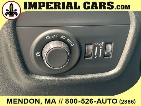 New 2025 Jeep Grand Cherokee Altitude image 25