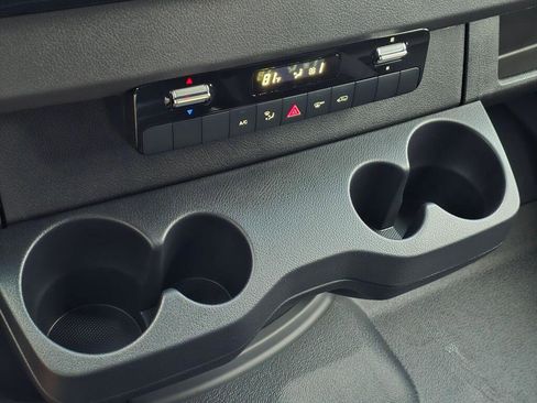 New 2025 Mercedes-Benz Sprinter 2500 image 29