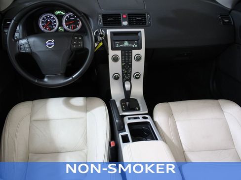 Used 2012 Volvo C70 T5 w/ Climate Pkg image 11