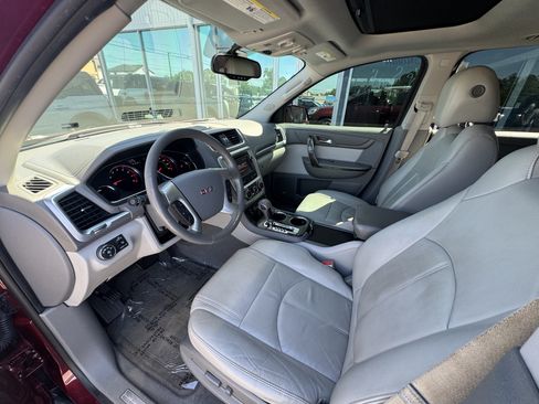 Used 2016 GMC Acadia SLT w/ Open Road Package FWD image 7