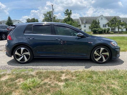 Used 2020 Volkswagen GTI SE FWD image 6