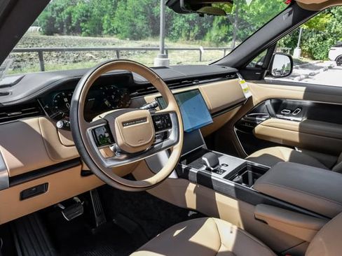 New 2026 Land Rover Range Rover SE AWD/4WD image 3