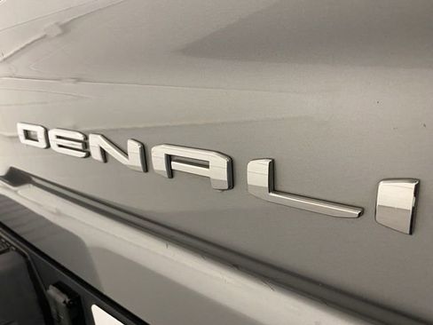 Used 2025 GMC Sierra 3500 Denali w/ Denali Reserve Package image 32