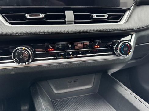 New 2026 Chevrolet Equinox LT image 14