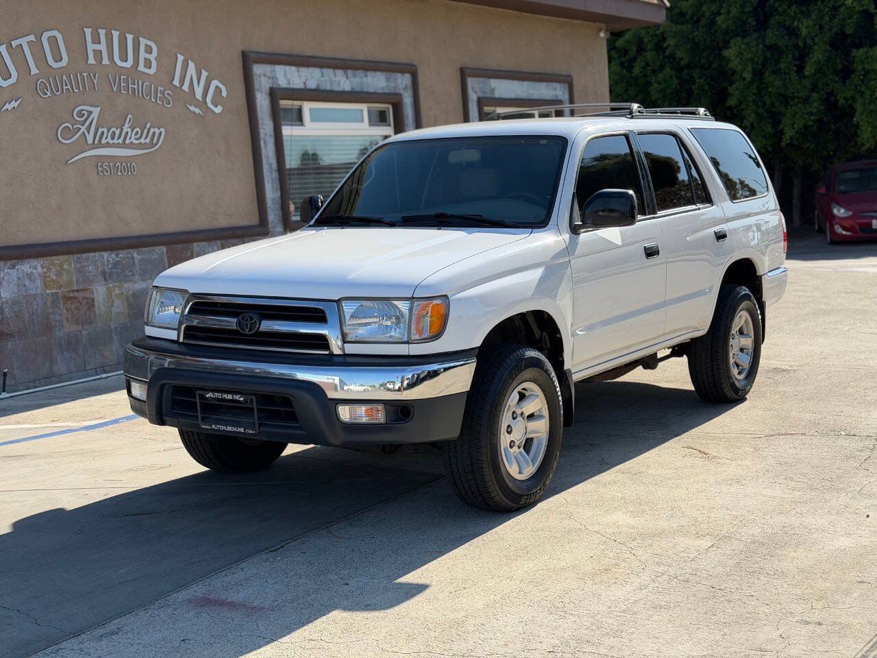 Used 2000 Toyota 4Runner 2WD w/ Upgrade Value Pkg 1 image 3