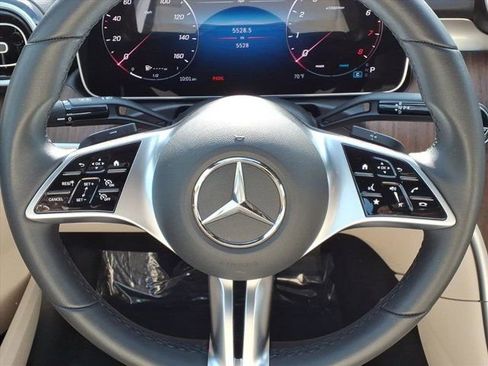 Used 2025 Mercedes-Benz C 300 C 300 image 8