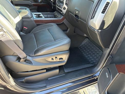 Used 2015 GMC Sierra 1500 SLT w/ SLT Crew Cab Value Package image 16