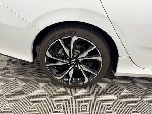 Used 2019 Honda Civic Si image 17