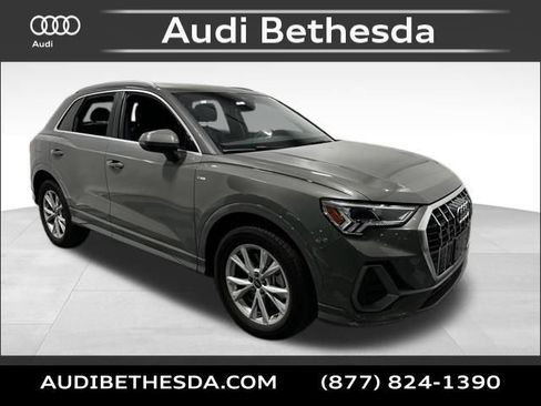 Certified 2025 Audi Q3 2.0T Premium w/ Convenience Package AWD/4WD image 1
