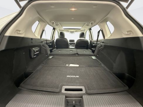 Used 2023 Nissan Rogue SL w/ SL Premium Package image 23