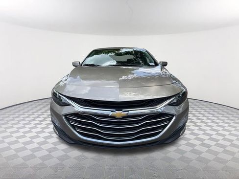 Used 2024 Chevrolet Malibu LT FWD image 2