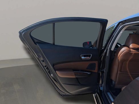 Used 2018 Acura TLX V6 w/ Technology Package FWD image 18