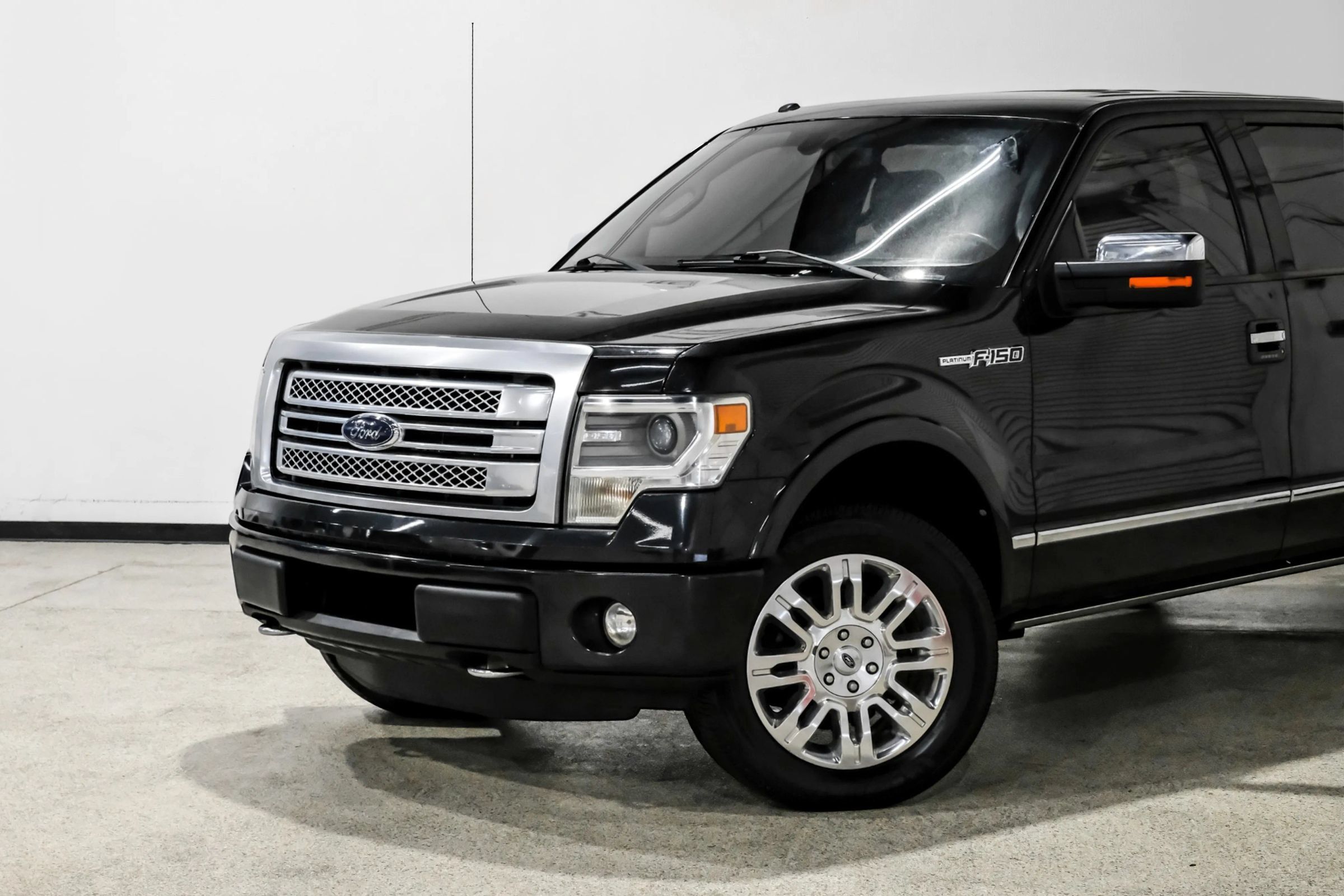 Used 2014 Ford F150 Platinum AWD/4WD image 12