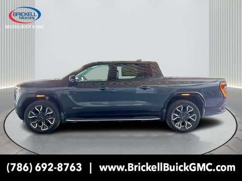 New 2025 GMC Sierra EV Denali image 8