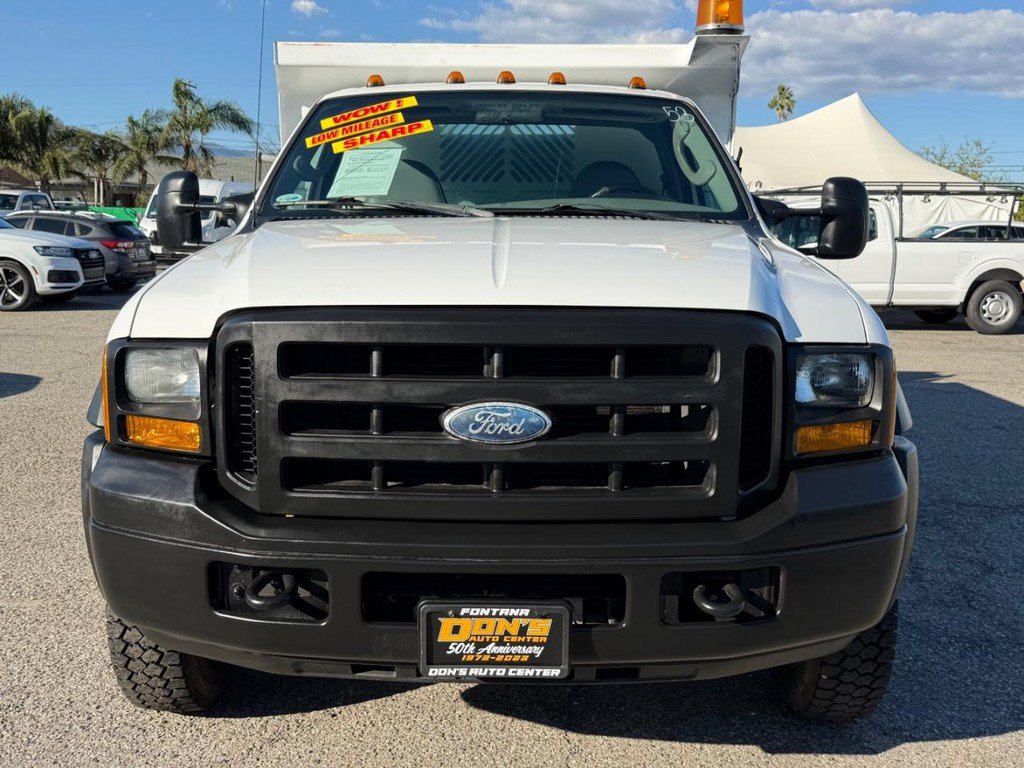 Used 2006 Ford F550 2WD Regular Cab Super Duty image 13