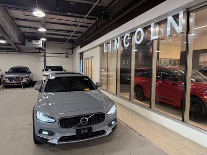 Used 2024 Volvo V90 B6 Cross Country Ultimate w/ Climate Package