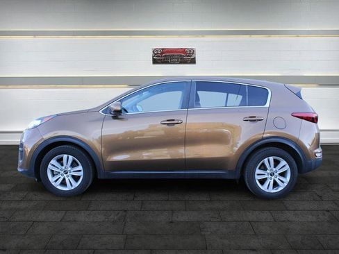 Used 2017 Kia Sportage LX FWD image 4
