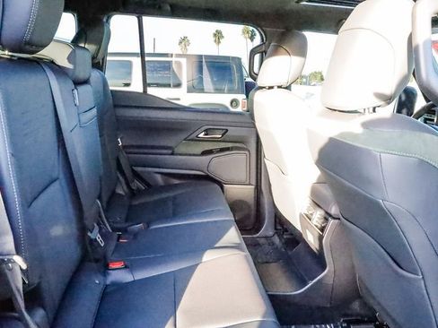 Used 2024 Lexus GX 550 550 Overtrail image 18