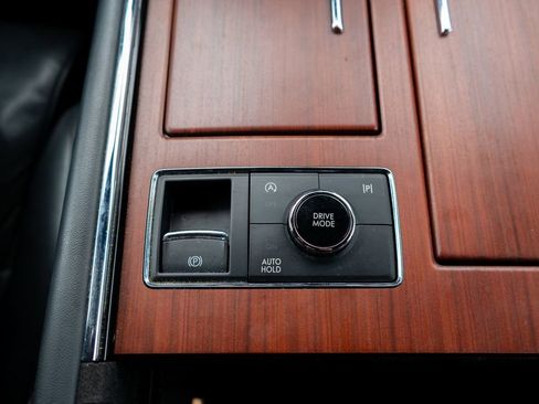 Used 2023 Lincoln Navigator Reserve AWD/4WD image 30
