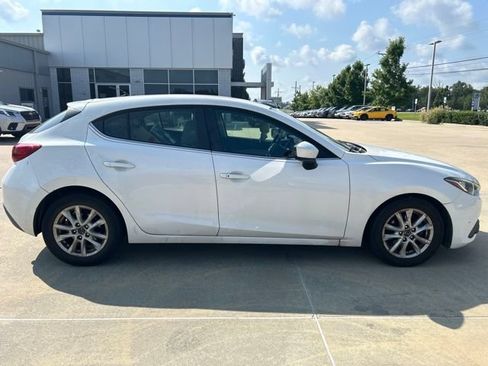 Used 2015 MAZDA MAZDA3 i Touring FWD image 3