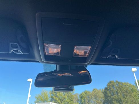 Used 2020 Dodge Challenger R/T Scat Pack w/ Shaker Package image 44