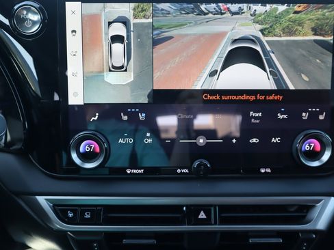 Used 2026 Lexus RX 500h F Sport image 29