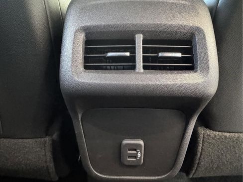 Used 2023 Chevrolet Equinox RS AWD/4WD image 30