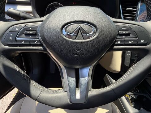 Used 2019 INFINITI QX50 Luxe w/ Navigation Package FWD image 25