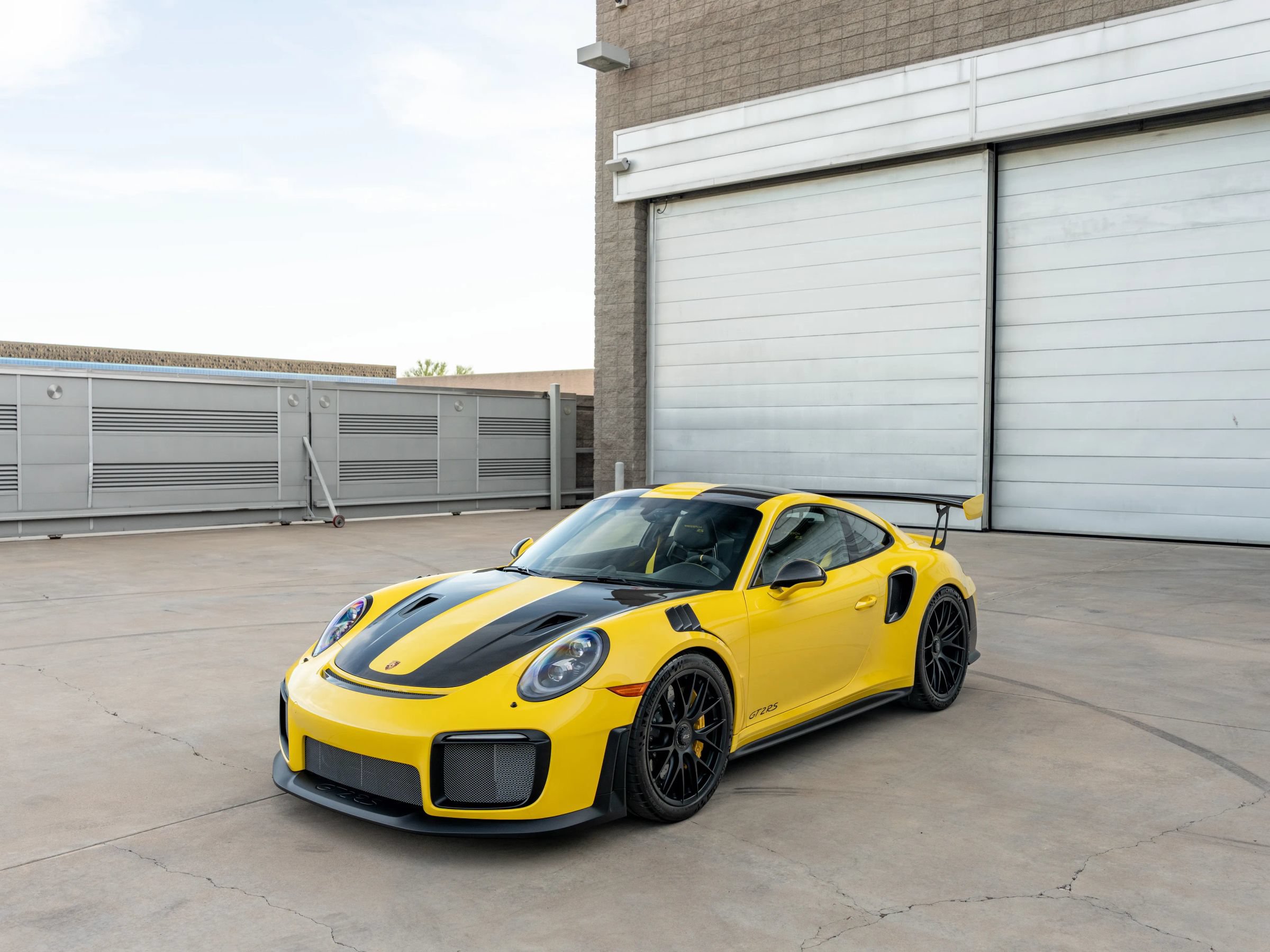 Used 2018 Porsche 911 GT2 RS RWD image 22
