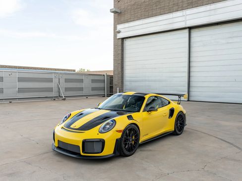 Used 2018 Porsche 911 GT2 RS RWD image 22