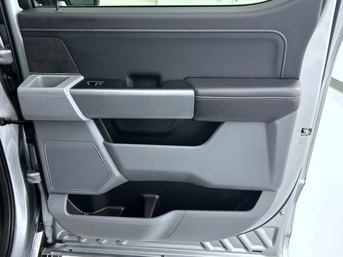 Used 2025 Ford F150 XLT w/ Equipment Group 301A Standard image 17