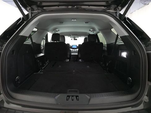 Used 2023 Ford Explorer XLT w/ Equipment Group 202A AWD/4WD image 10