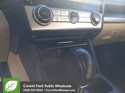 Used 2017 Subaru Outback 2.5i Limited image 17