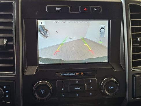 Used 2018 Ford F150 XLT w/ Equipment Group 302A Luxury image 21