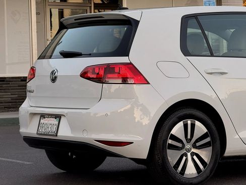 Used 2016 Volkswagen e-Golf SEL Premium FWD image 9