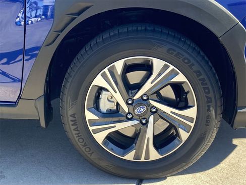 Used 2024 Subaru Crosstrek 2.0i Premium image 7