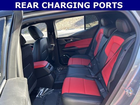 New 2025 Chevrolet Equinox EV RS image 14