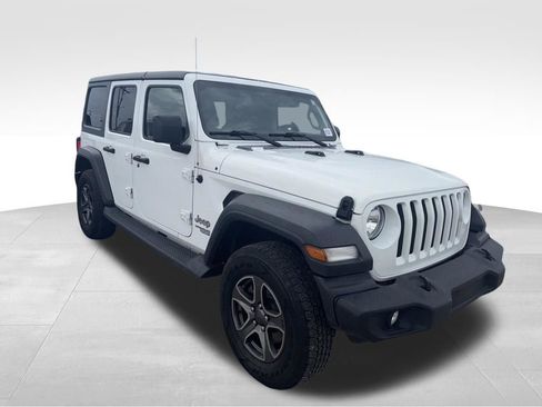 Used 2018 Jeep Wrangler Unlimited Sport S AWD/4WD image 14
