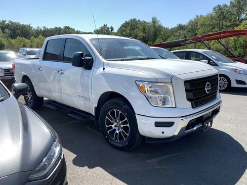 Used 2021 Nissan Titan SV w/ SV Convenience Package AWD/4WD image 1
