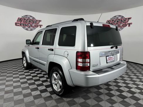 Used 2008 Jeep Liberty Limited w/ Premium Group image 5