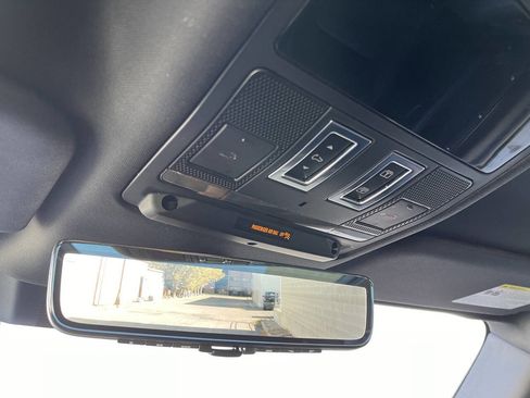 Used 2023 Land Rover Defender 130 X image 29