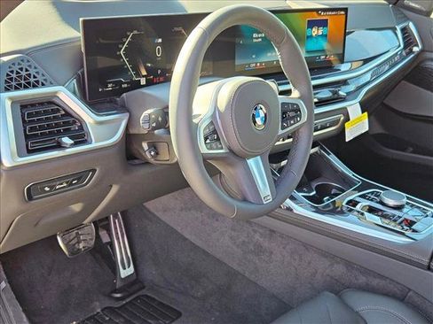 New 2026 BMW X7 xDrive40i w/ M Sport Package image 3