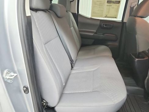 Used 2022 Toyota Tacoma SR AWD/4WD image 35