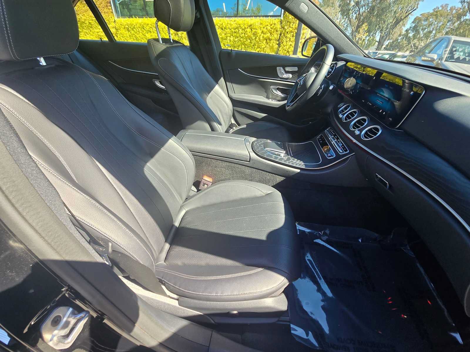 Used 2023 Mercedes-Benz E 350 4MATIC Sedan image 10