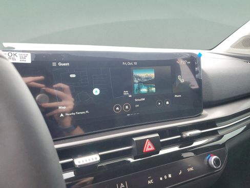 New 2026 Kia Sportage SX FWD image 16