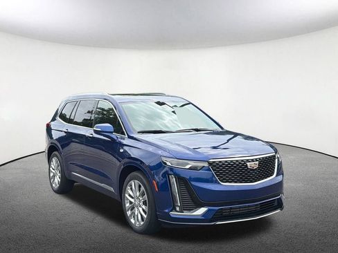 Certified 2023 Cadillac XT6 Premium Luxury AWD/4WD image 22