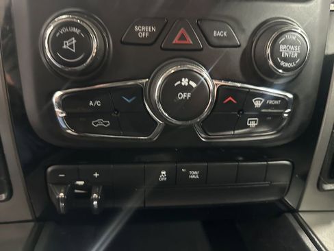 Used 2017 RAM 1500 Sport AWD/4WD image 16