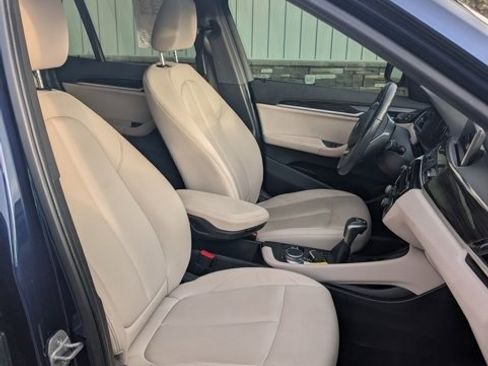 Used 2019 BMW X1 xDrive28i w/ Convenience Package image 22